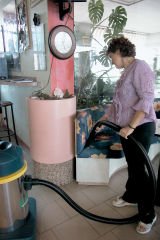 PROFESYONEL ISLAK KURU ELEKTRİKLİ SÜPÜRGE 2400W