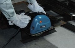 METAL KESME MAKİNASI