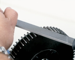 Bacho 1-100-10-2-2 BAHCO 10'' LAMA ORTA DİŞ SAPLI EĞE